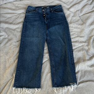 Hudson Jeans Dark Blue Ankle Cropped with Frayed Hem